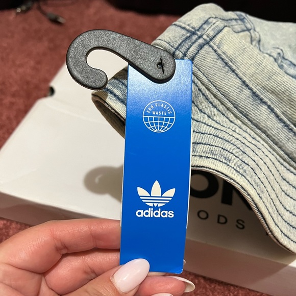 BRAND NEW/NEVER WORN Adidas Denim Bucket Hat. SOLD OUT online! - Picture 3 of 3
